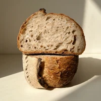 Focaccia-della-nonna_brot_pane_lievito-madre_Sauerteig_weizen_1zu1